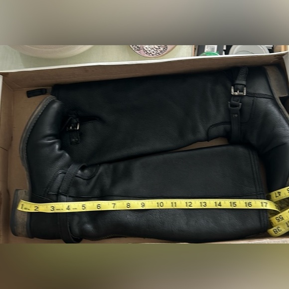 Boots Size 6  (Fits like 6.5) Steve Madden Black Leather - Picture 5 of 7